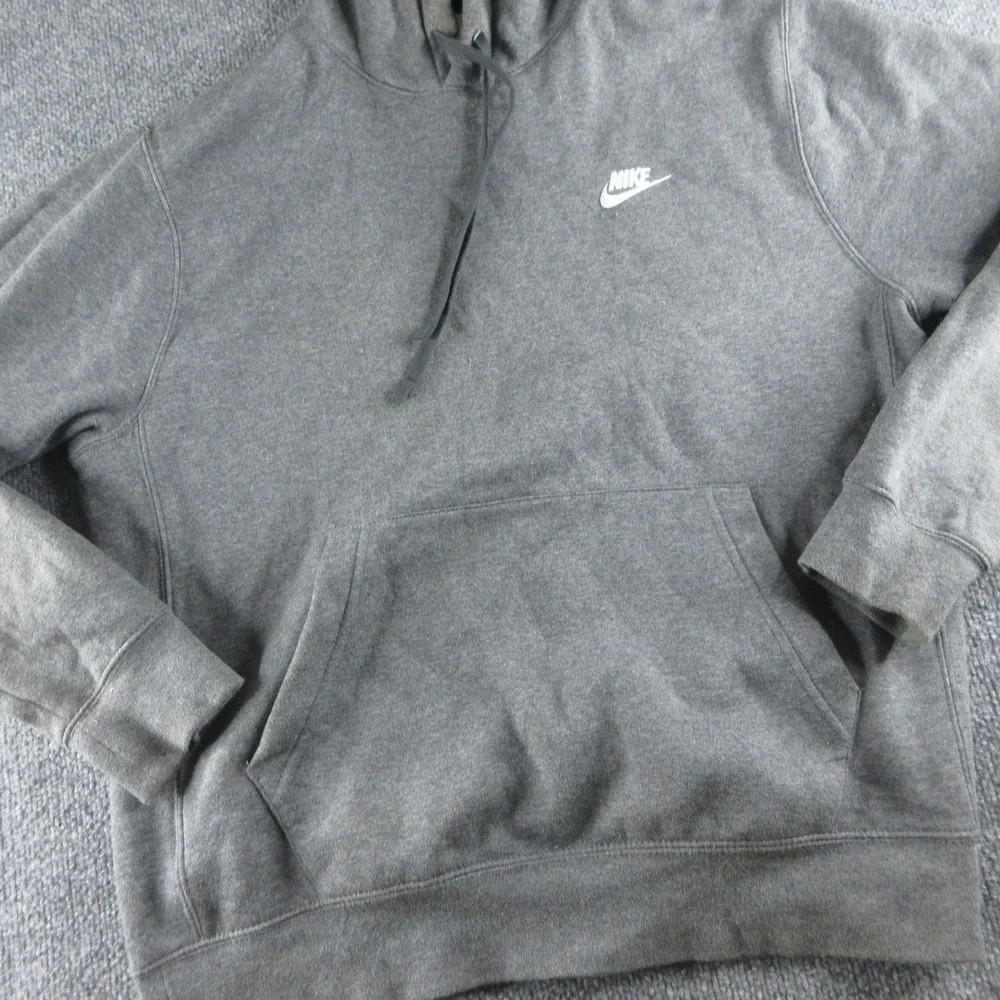 Nike Hoodie Mens Medium Gray Fleece Pullover Kangaroo Pocket Swoosh Sweatshirt